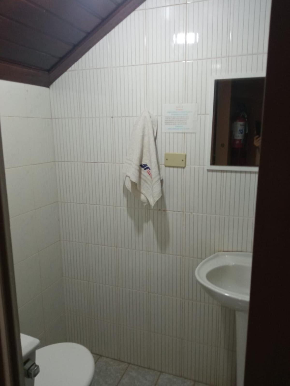 Hotel Jf *